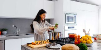 What-You-Should-Pack-For-the-Vacation-Rental-Kitchen-on-TheStuffofSuccess