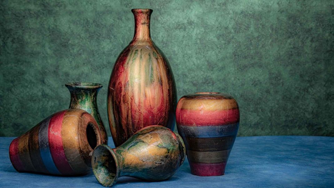 Ceramic-Vases-Will-Refurbish-the-Space-Right-Away-On-TheStuffoOfSuccess