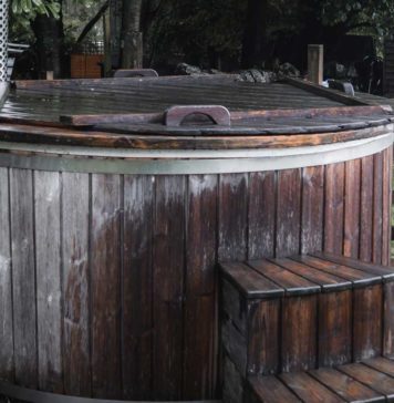 The-7-Best-Hot-Tub-Removal-Companies-in-Your-Area-on-thestuffofsuccess