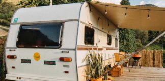 Few-Tips-to-Keep-Your-Small-Office-Trailer-Looking-Fresh-and-Professional-on-thestuffofsuccess